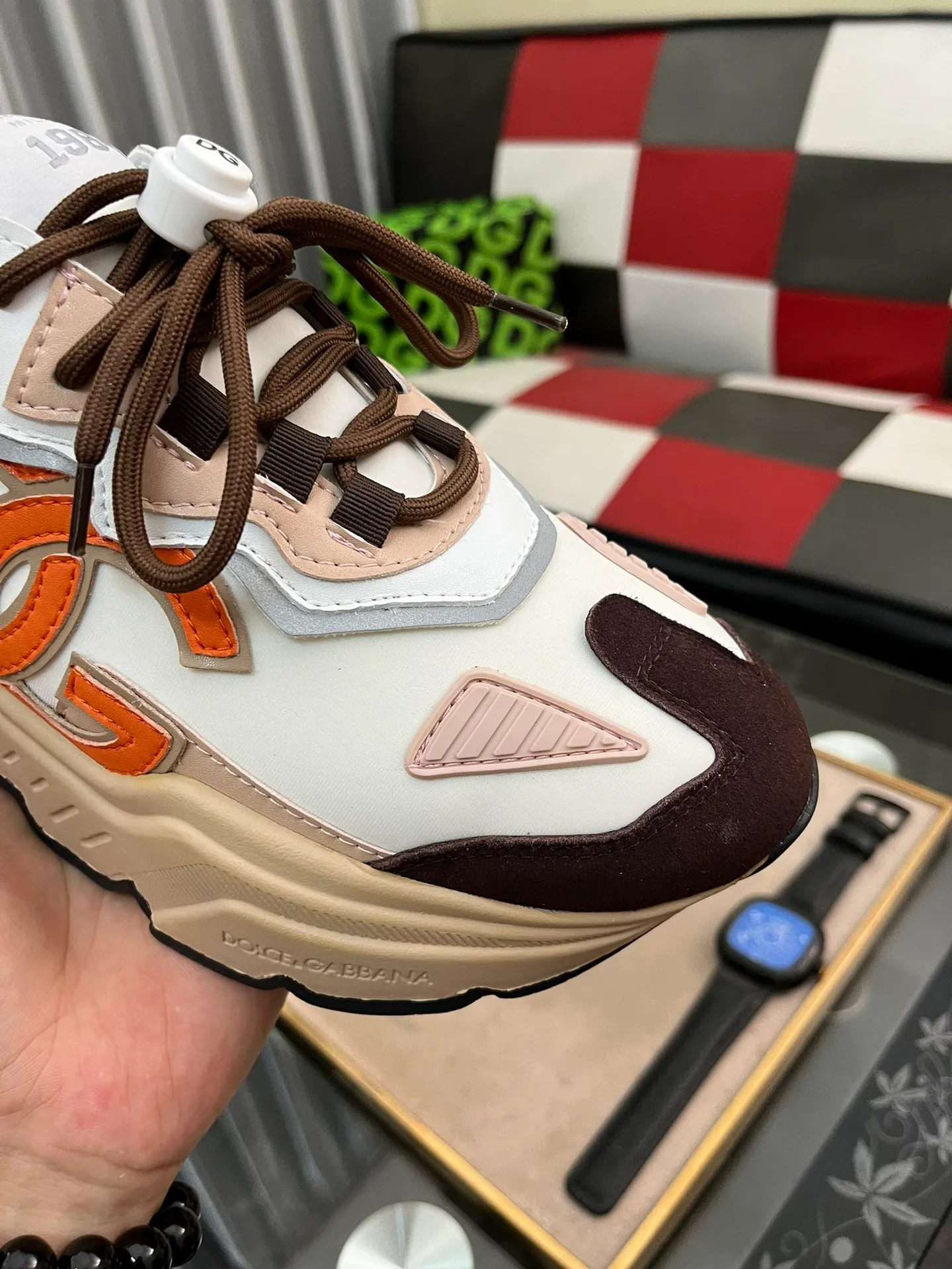 Men's shoes 💰480⌚️⌚️DG's latest sports and casual shoes, fashionable and versatile, can add luster to various looks. Create an exquisite design with unique dynamic vitality and modern atmosphere, showing modern elegance. Size: 36-46